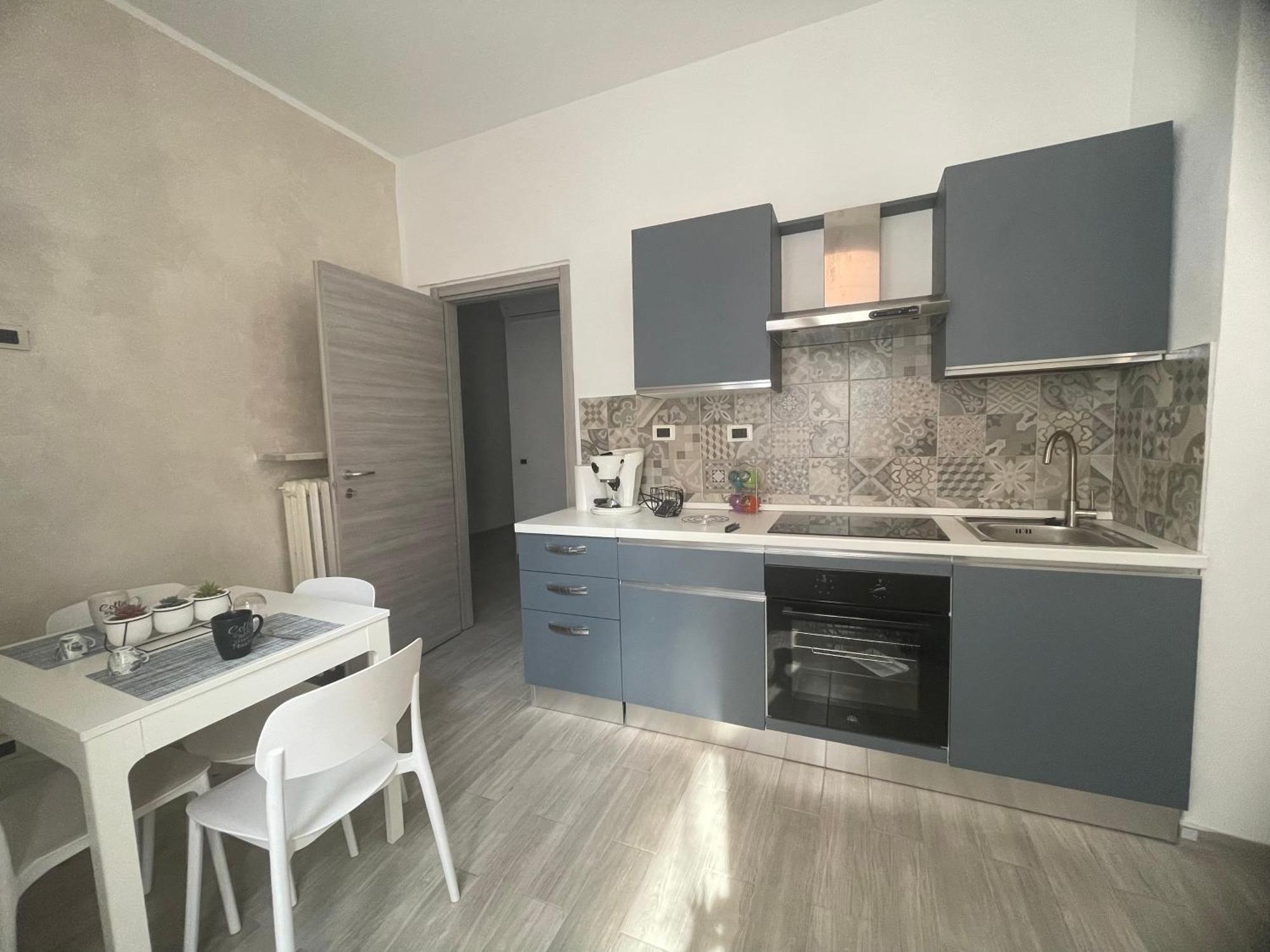 Appartement La Casa Nel Viale à Asti Extérieur photo